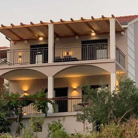 Apartman Vitanov Vinišće Exterior foto