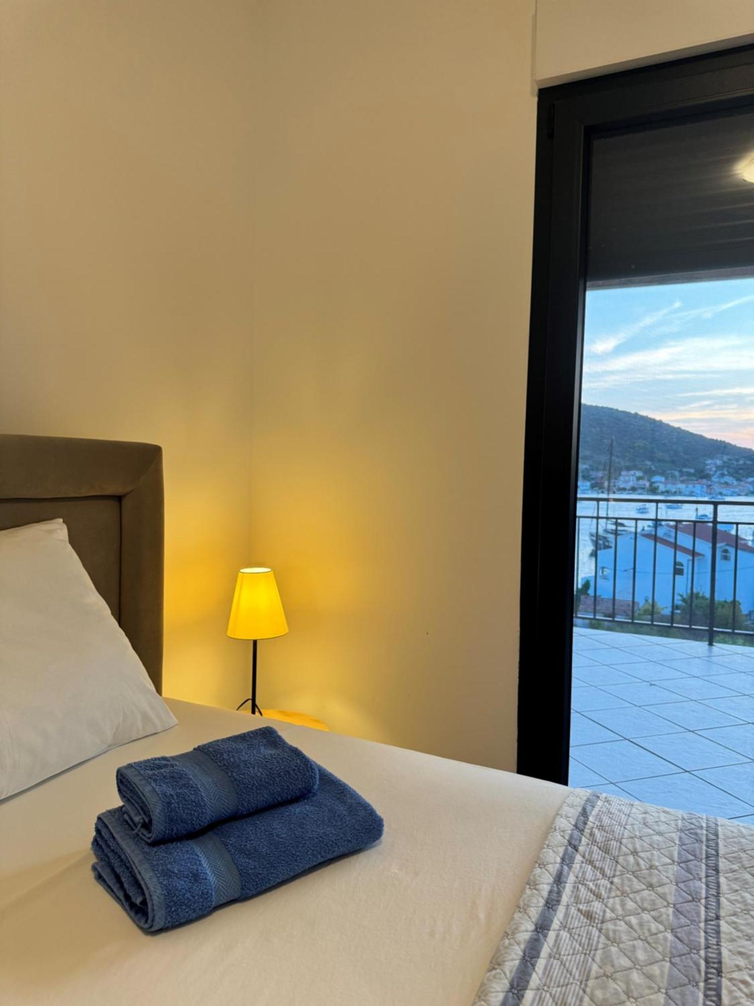 Apartman Vitanov Vinišće Exterior foto