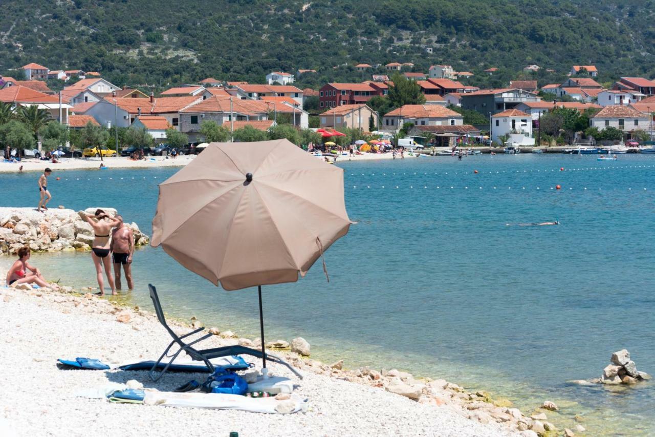 Apartman Vitanov Vinišće Exterior foto